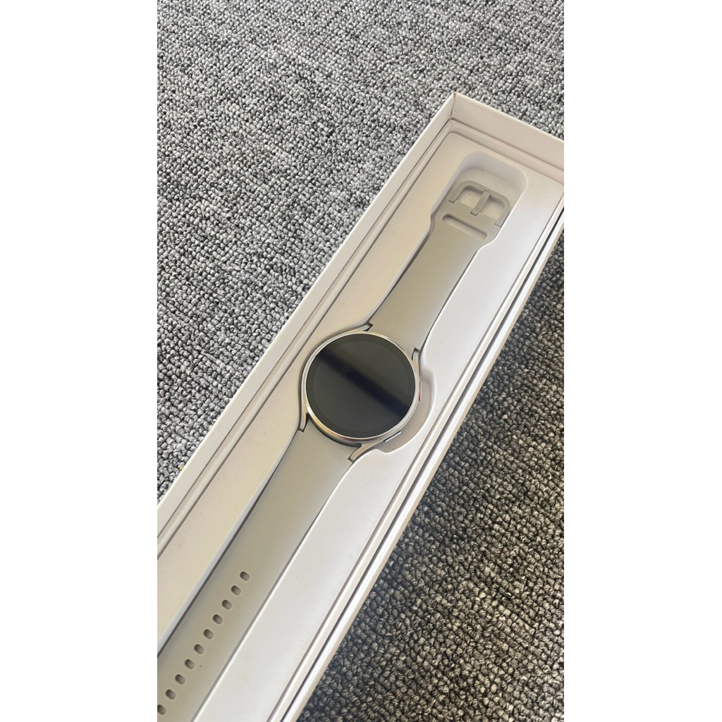 PRELOVED SMARTWATCH