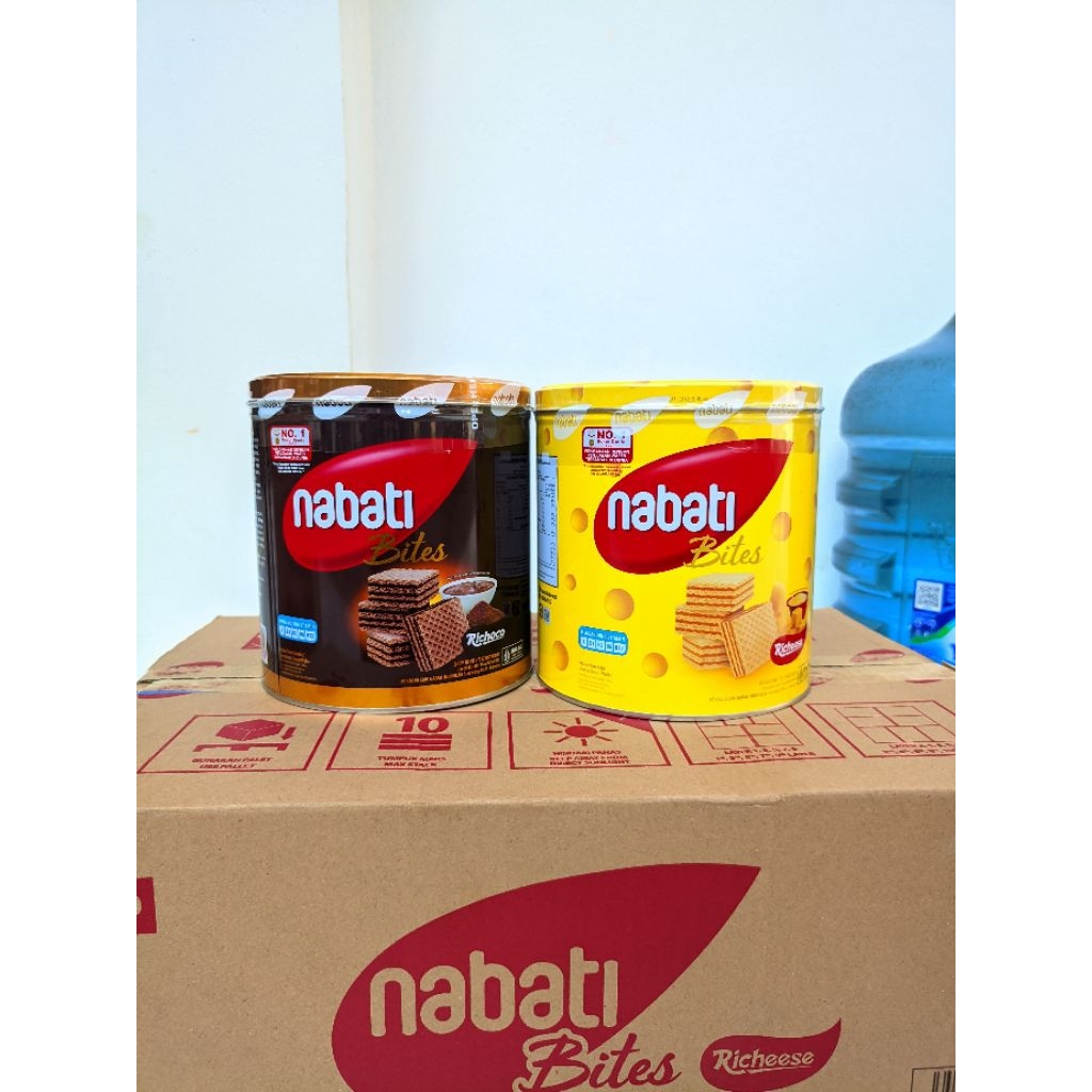 Nabati Wafer Kaleng paket 1 DUS isi 6 kaleng