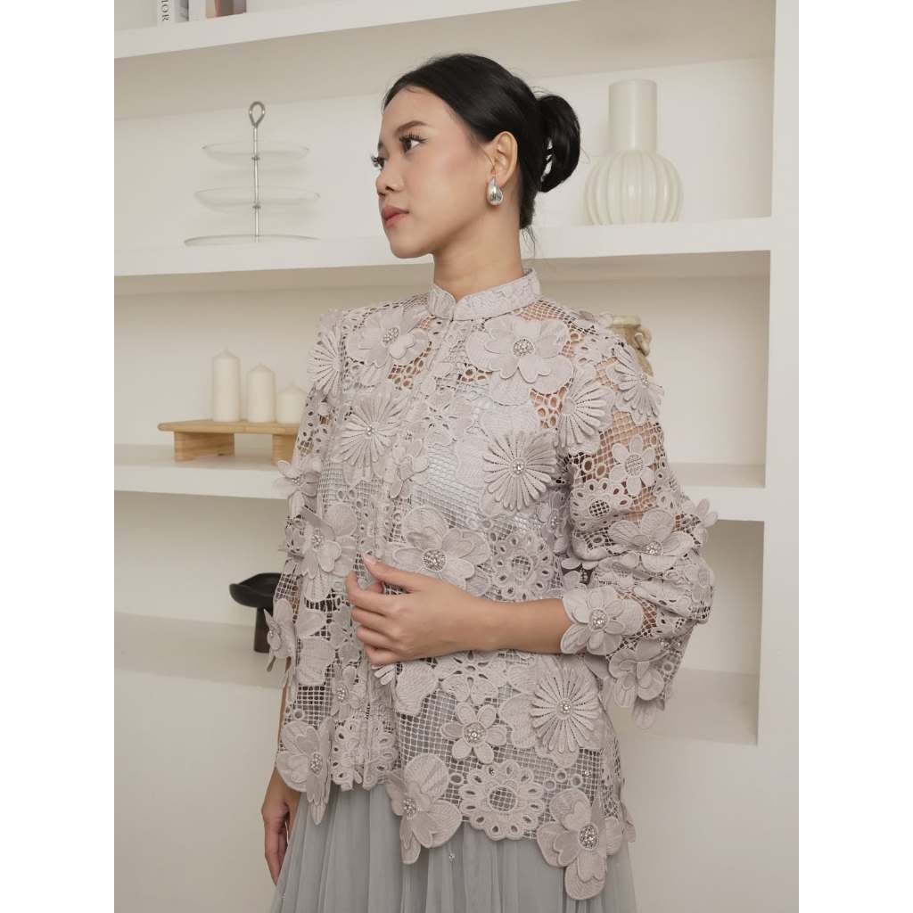 SarahDewanto Kebaya Prada 3D Payet