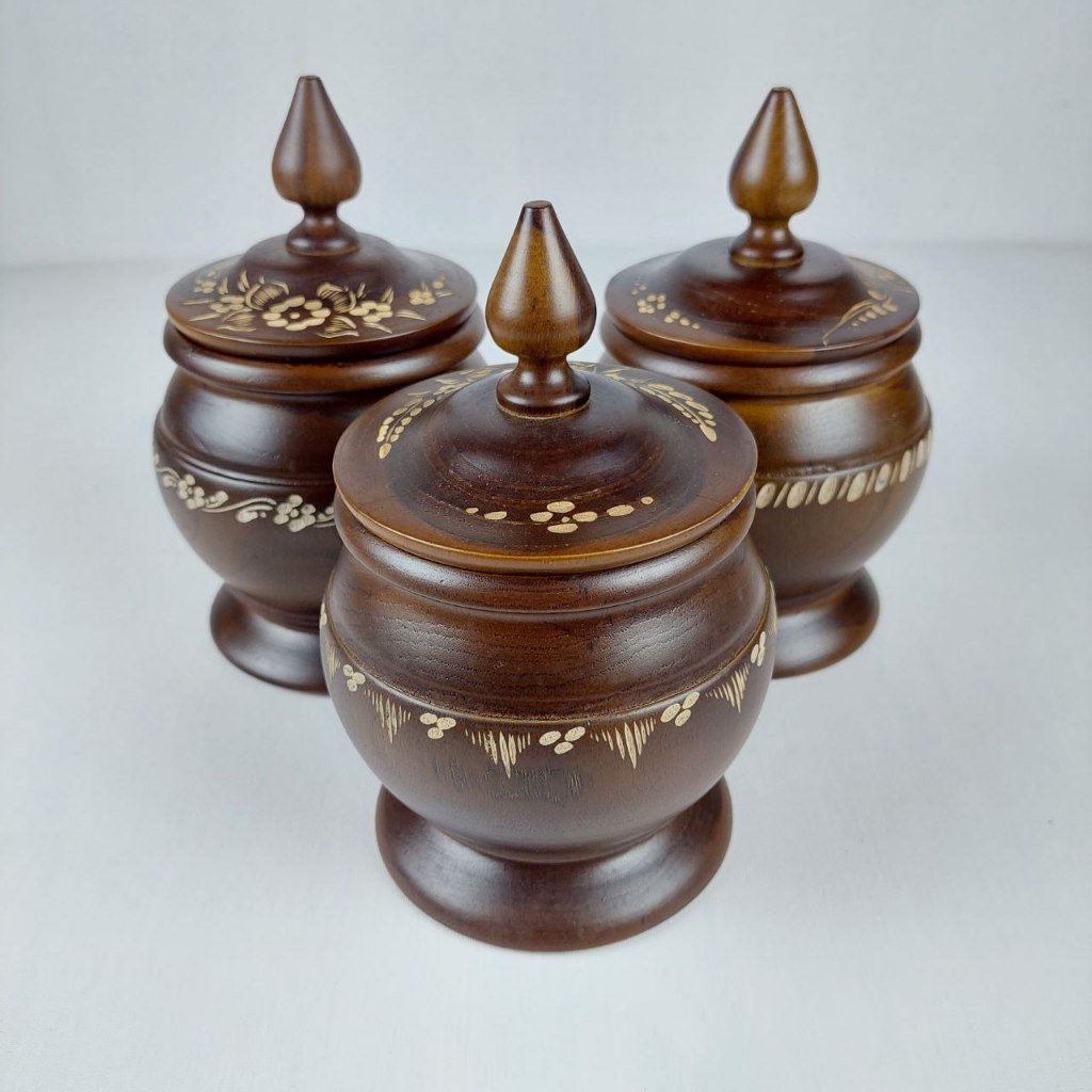 Toples Bawang Cukit Kayu Jati Kerajinan Jepara