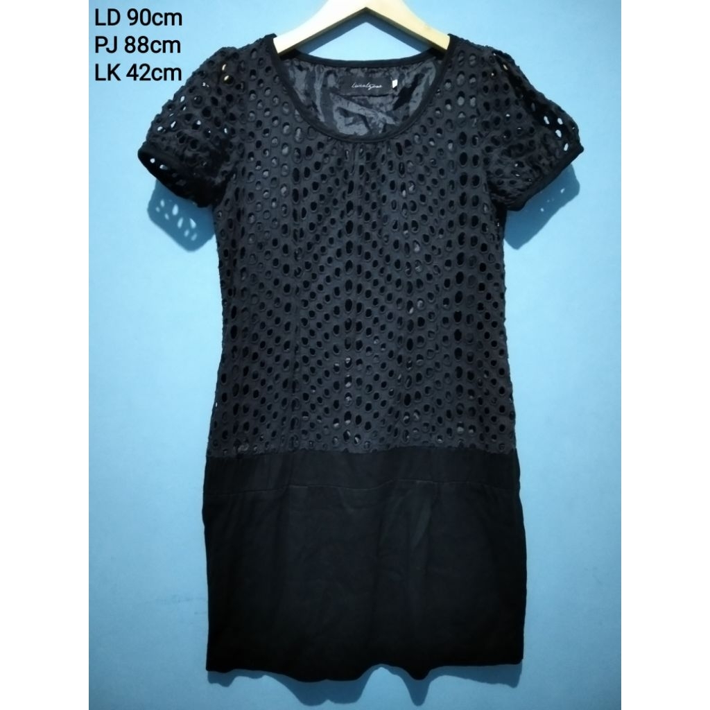 PRELOVED DRESS KATUN BOLONG HITAM