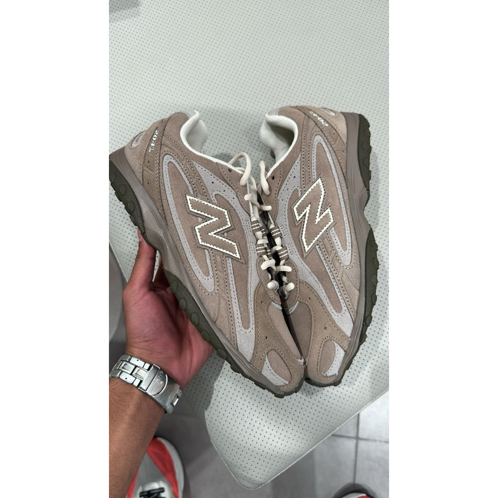 New Balance 204L Dupe NB X Miu Miu 530 SL