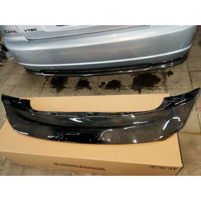 Spoiler Toyota Fortuner Spoiler Fortuner VRZ GR TRD carbon Spoiler VRZ carbon 2016-2025 Carbon kevla