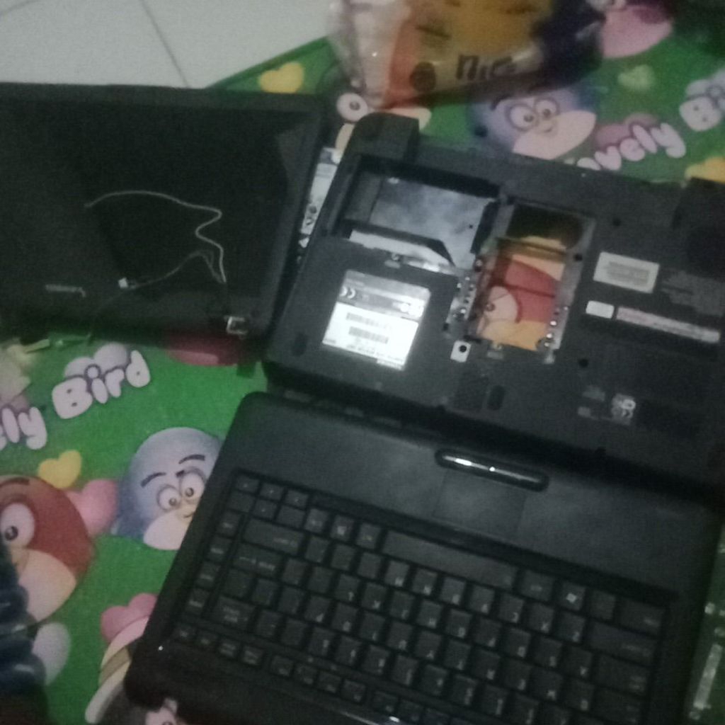 kesing leptop toshiba