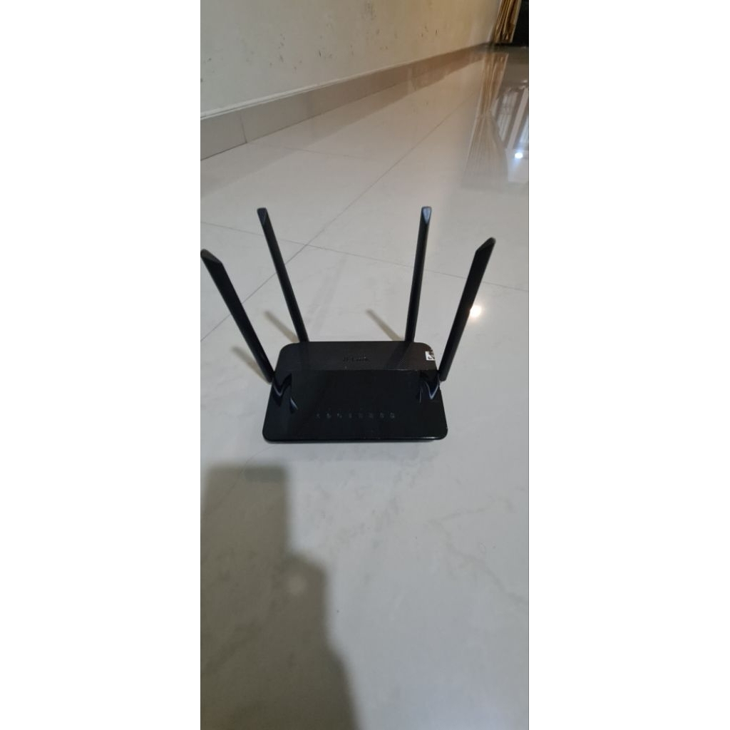 DLINK DIR-822 AC1200 Dual-Band Wireless Router D-Link berkualitas
