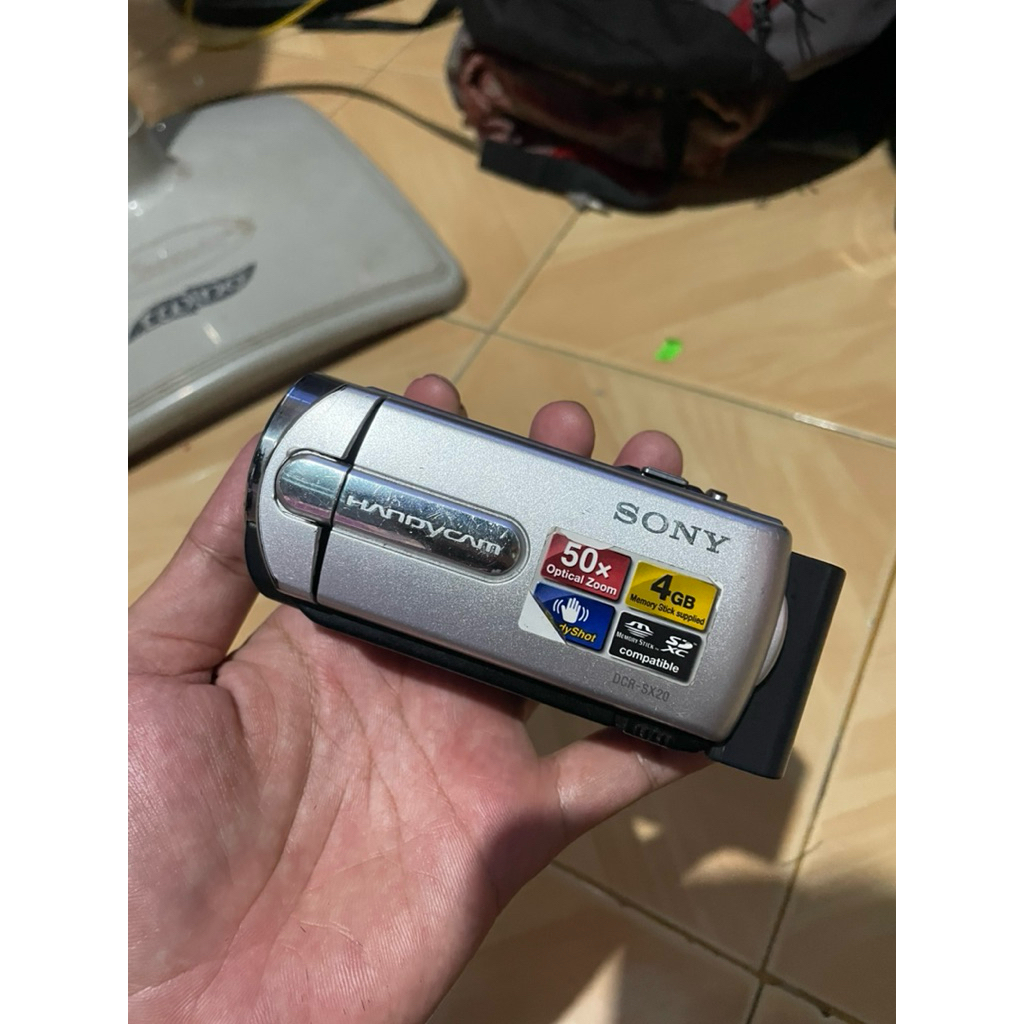handycam sony dcr sx20