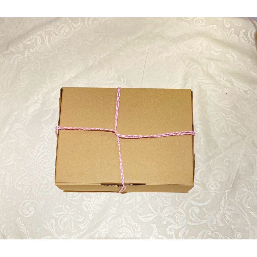 Gift Box Snack Manis & Lucu – Kado Cewek / Cowok Spesial