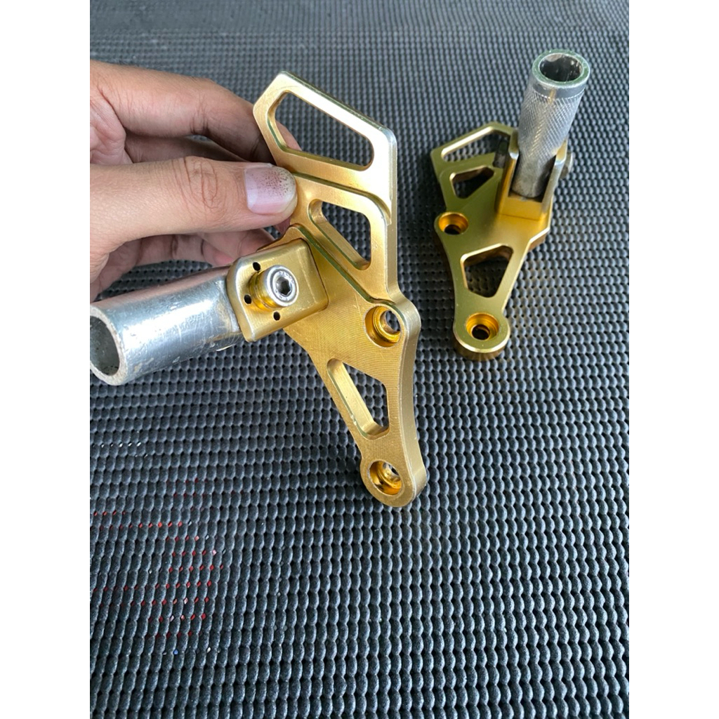 FOOTSTEP NOUVO MODEL RCB