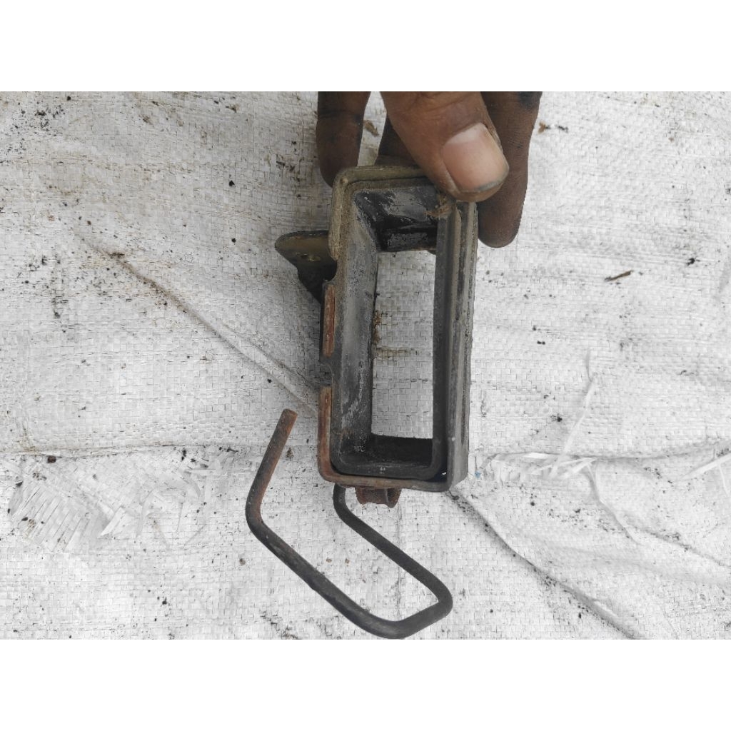 bracket dudukan cdi jupiter mx old jupiter mx new ori