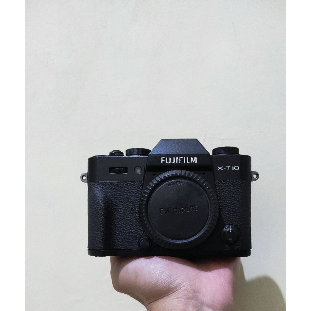 KAMERA MIRRORLESS FUJIFILM XT-10 BO LIKE NEW FULLSET
