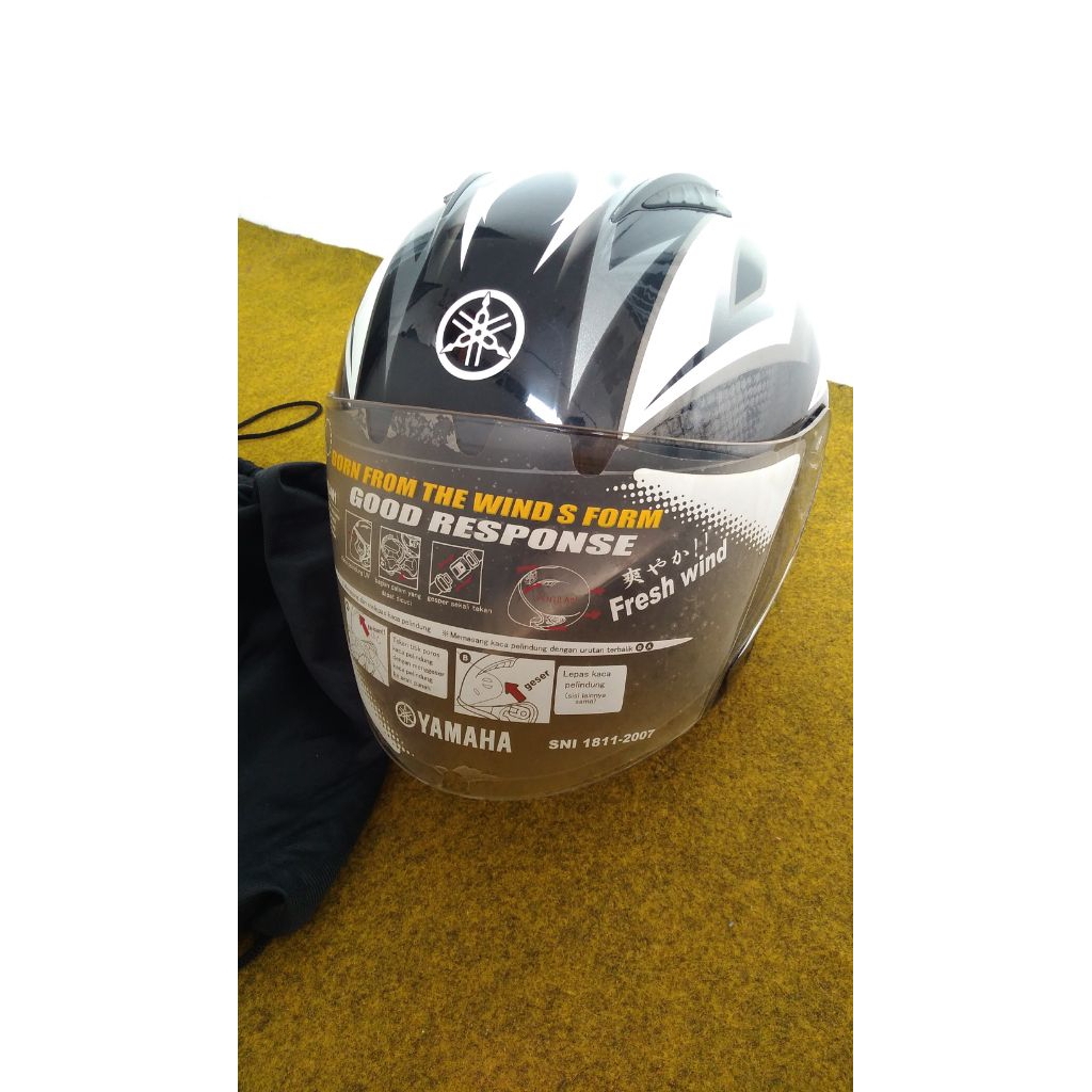 Helm Ori Yamaha