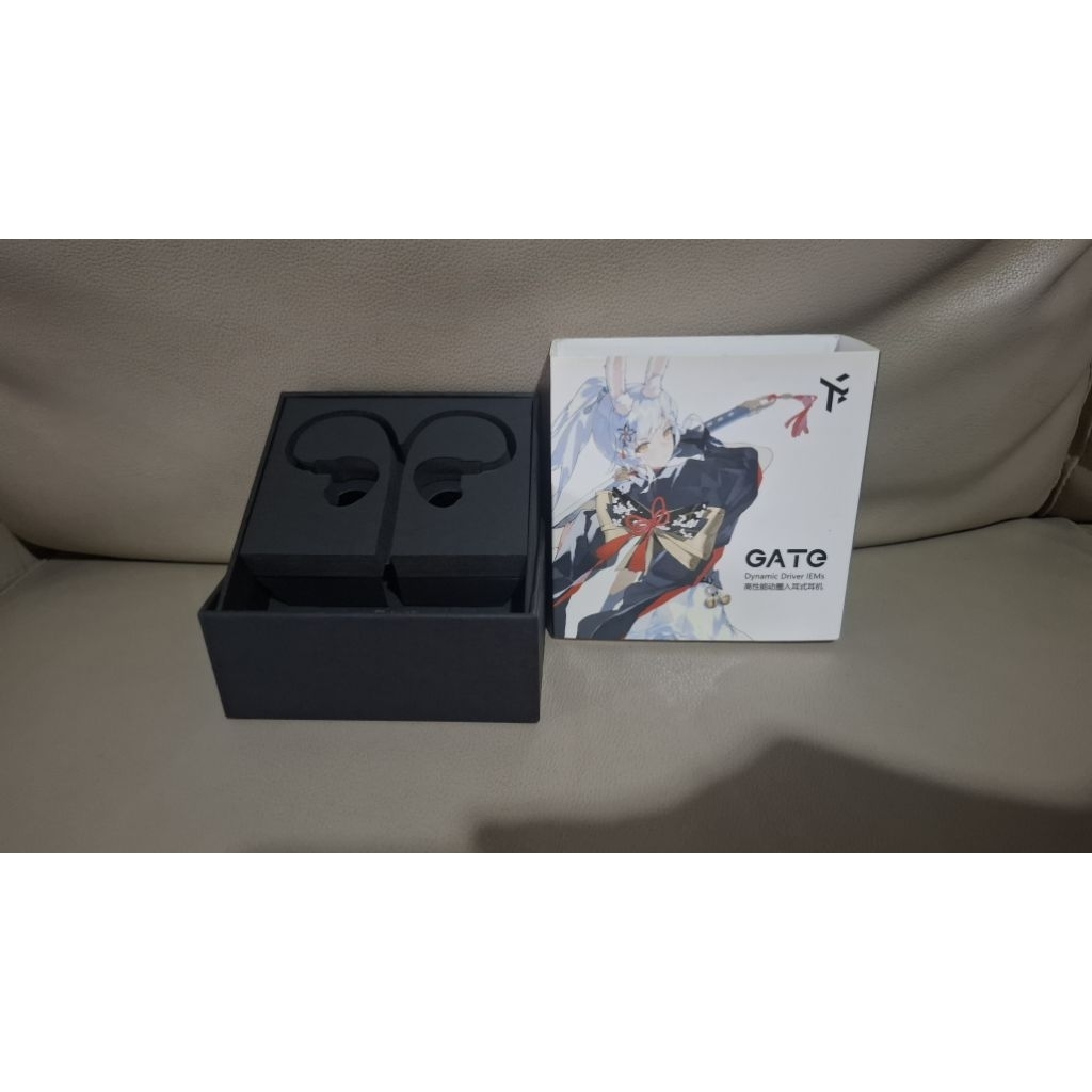 Truthear Gate hitam non mic