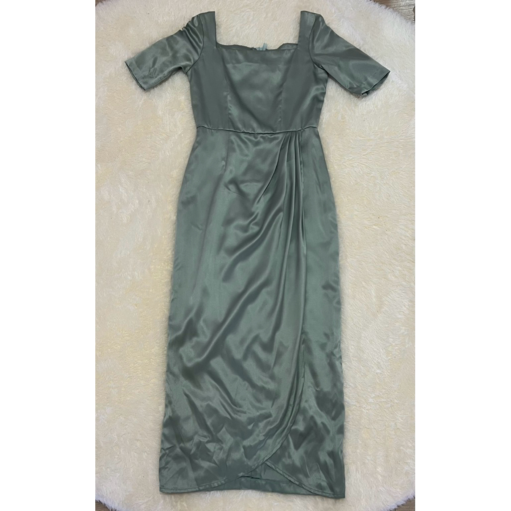 Satin Square Neck Dress Sage Green – Dress Satin Panjang Elegan