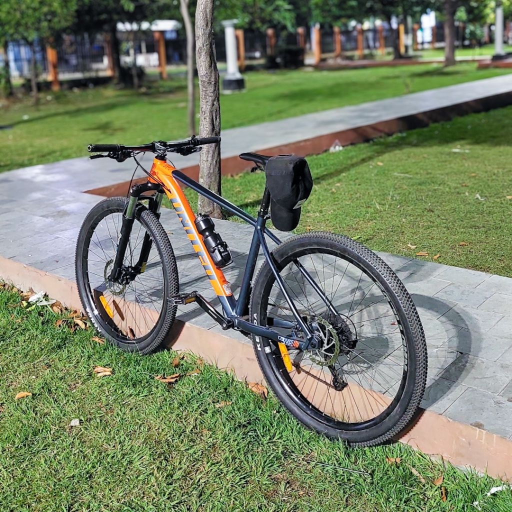 Sepeda MTB United Clovis 3.00 Second Bekas Pakai