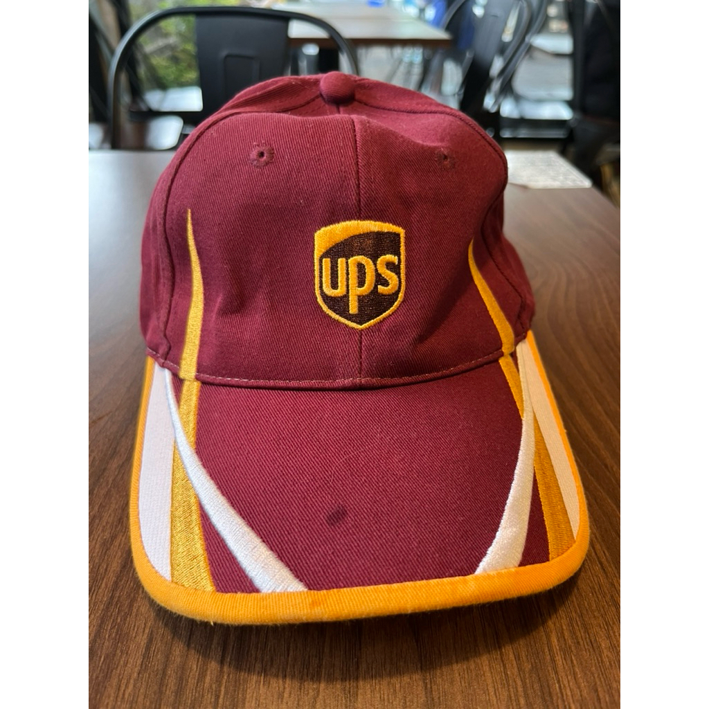 topi vintage K products UPS