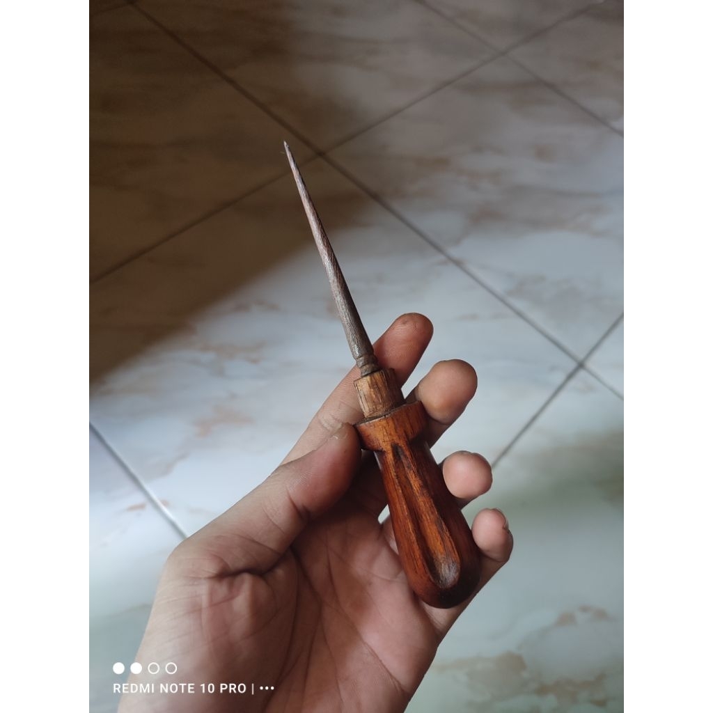 Keris tumbak menur agung sepuh