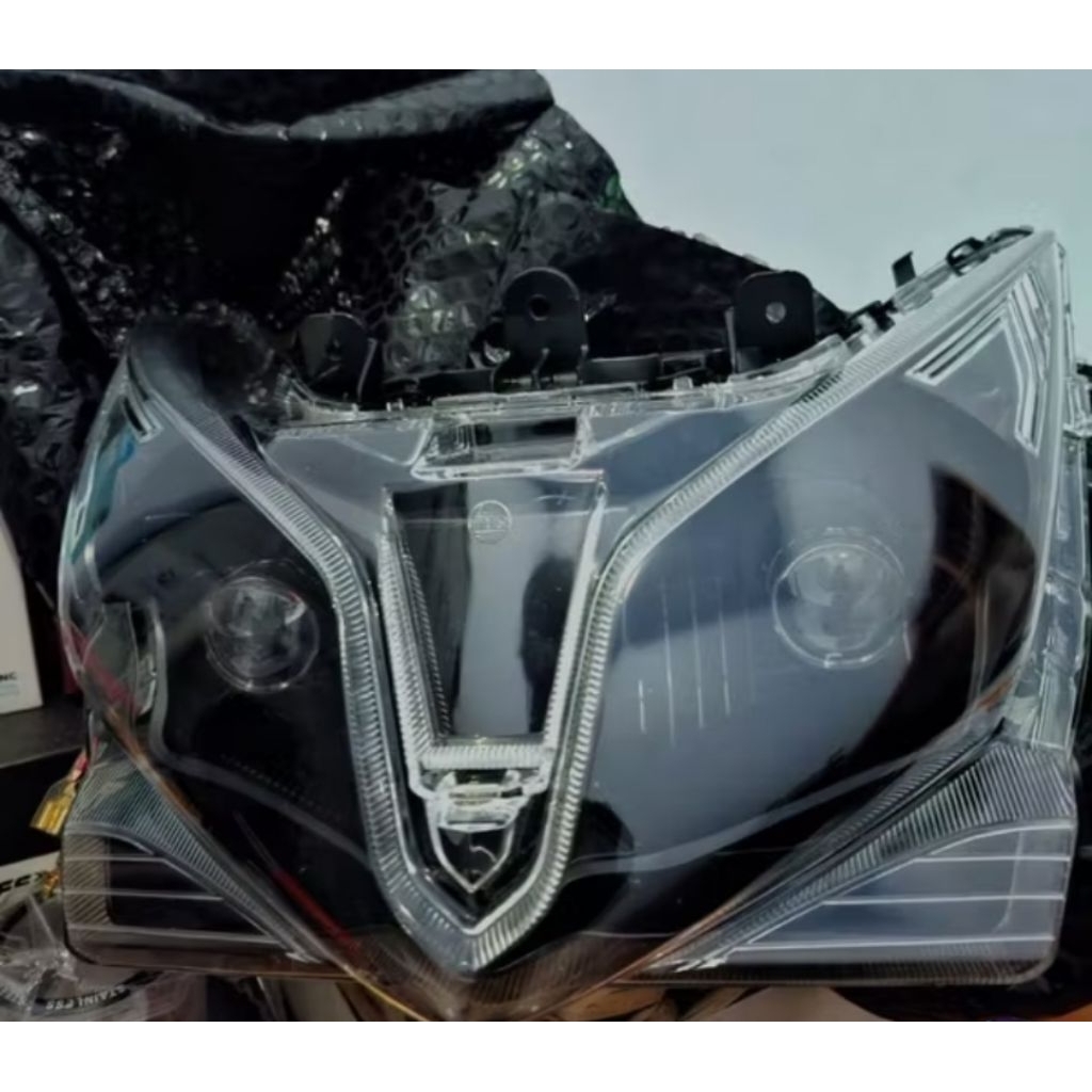 Reflektor Depan Vario 125 Techno KZR Plus LED H4 Cahaya Super Terang