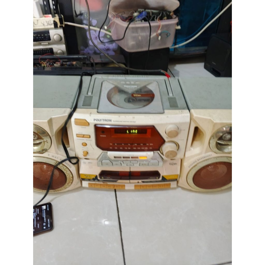 Radio Tape Compo Polytron seri Bass Boost Grand Vicidi