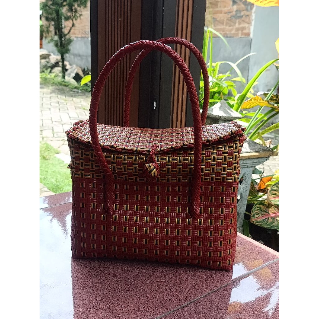 Tas Anyam (Bahan Jali)