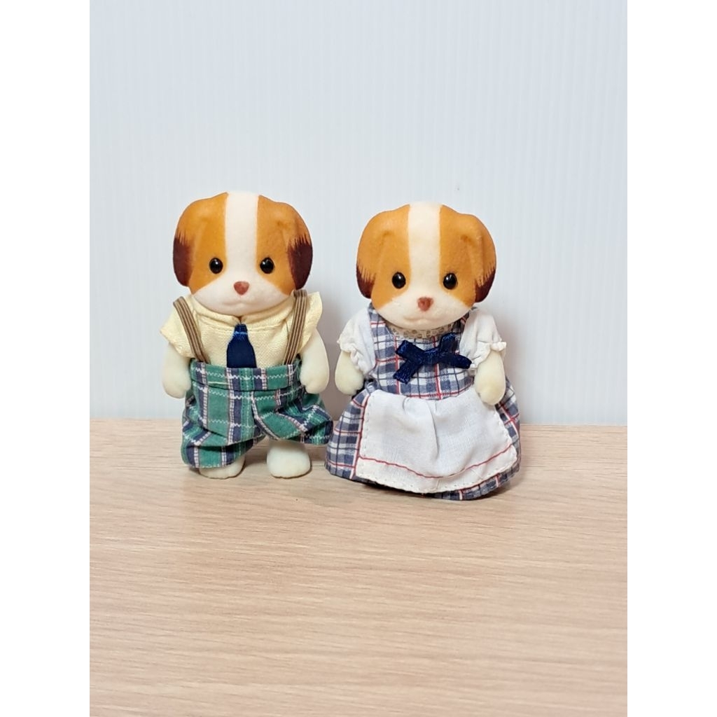 Sylvanian Families - Chiffon Dog Mom and Dad