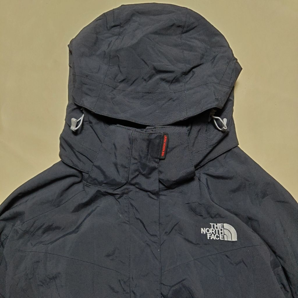 jaket snowboard tnf hyvent mp3 gorpcore used good