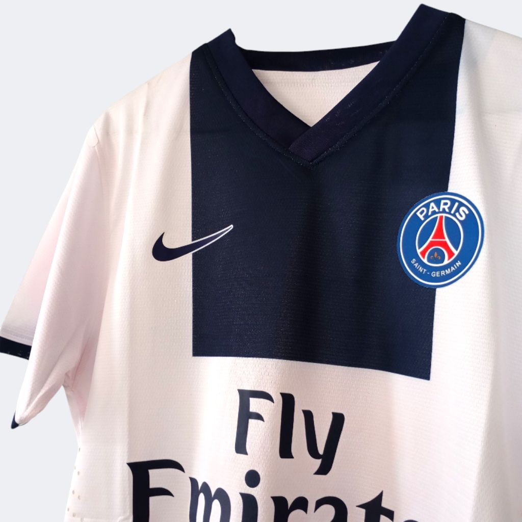 PSG Away 2013/14 Player Issue