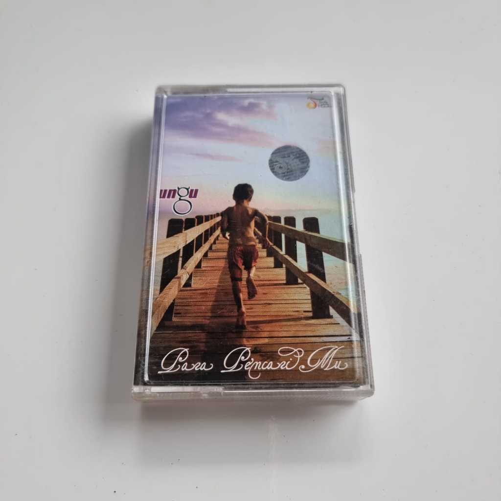 Kaset UNGU - Para PencariMU