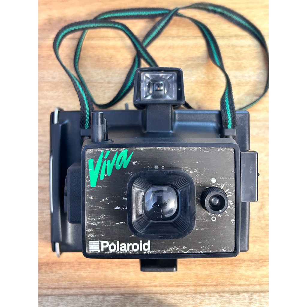 Polaroid Viva Instant Camera Bekas second | Vintage & Untested