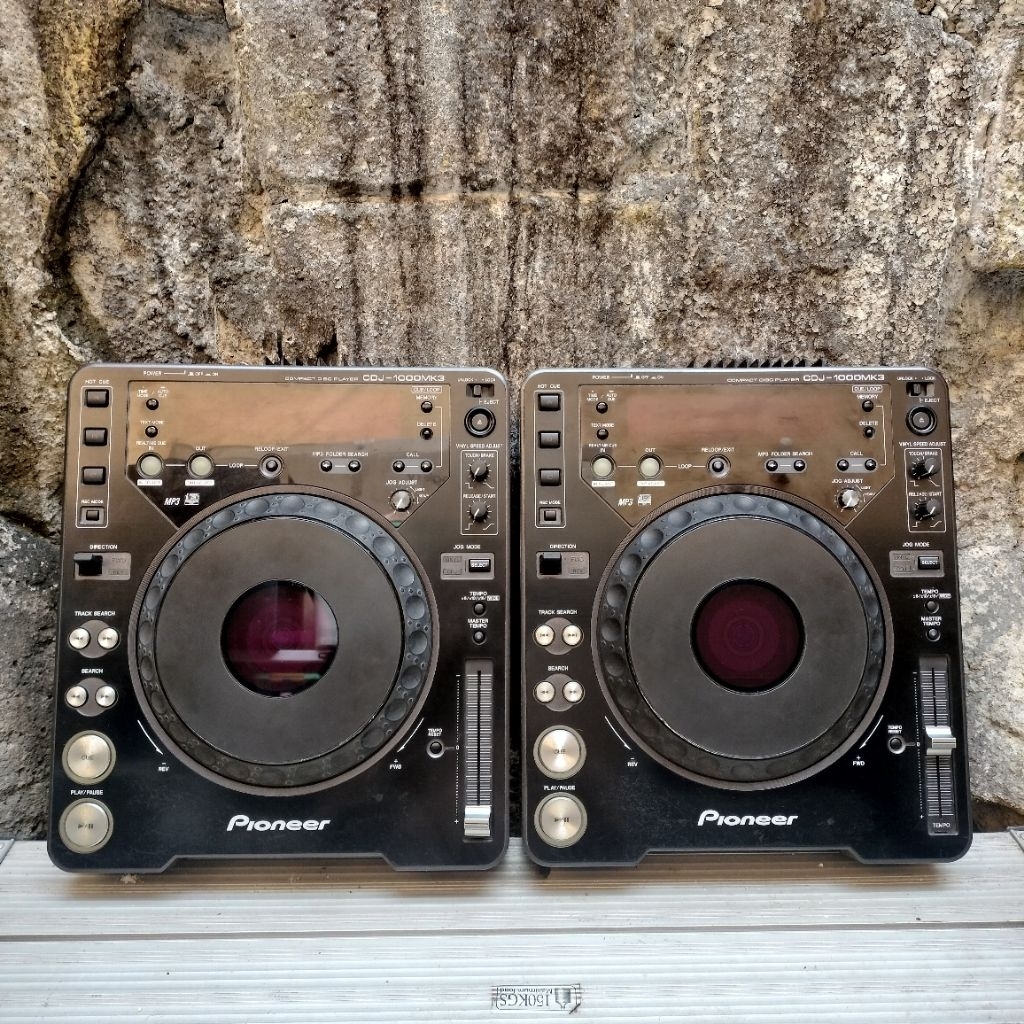 Pioneer CDJ1000 MK3  Media Player