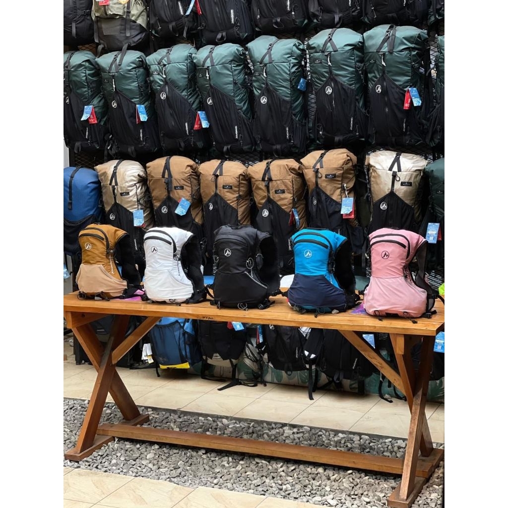 MONTE EQUIPMENT SPEED TRAIL 12L