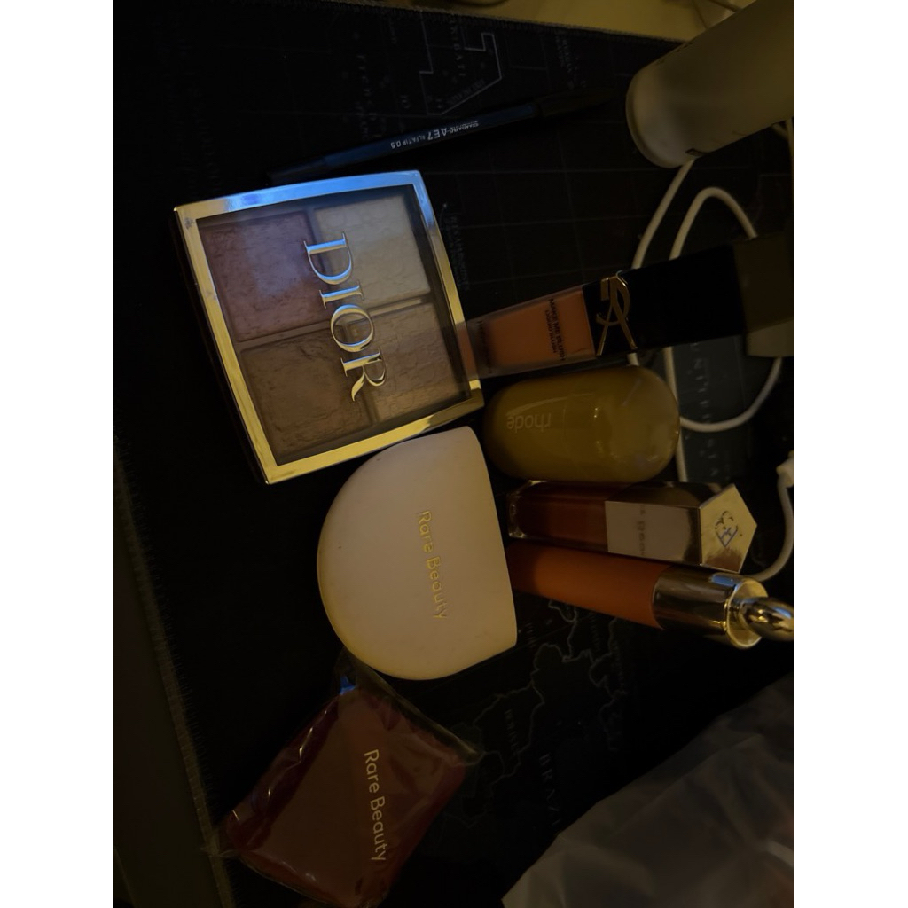 set makeup tambahan dari dior