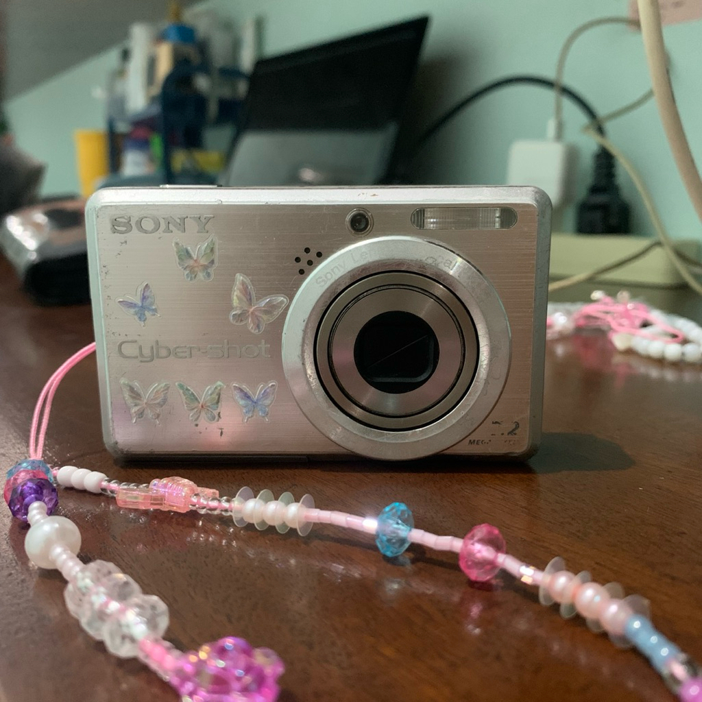 Sony Cyber-shot DSC-W710