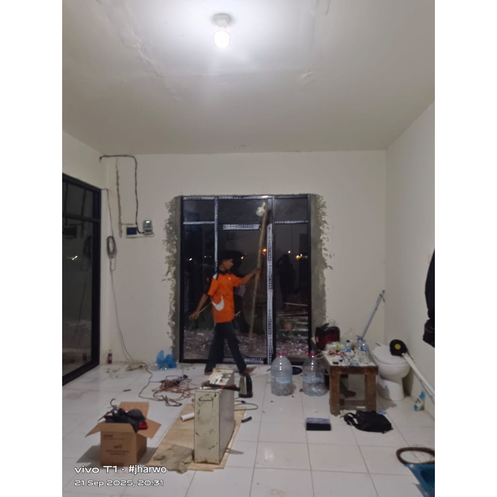 kusen pintu jendela partisi dan kaca