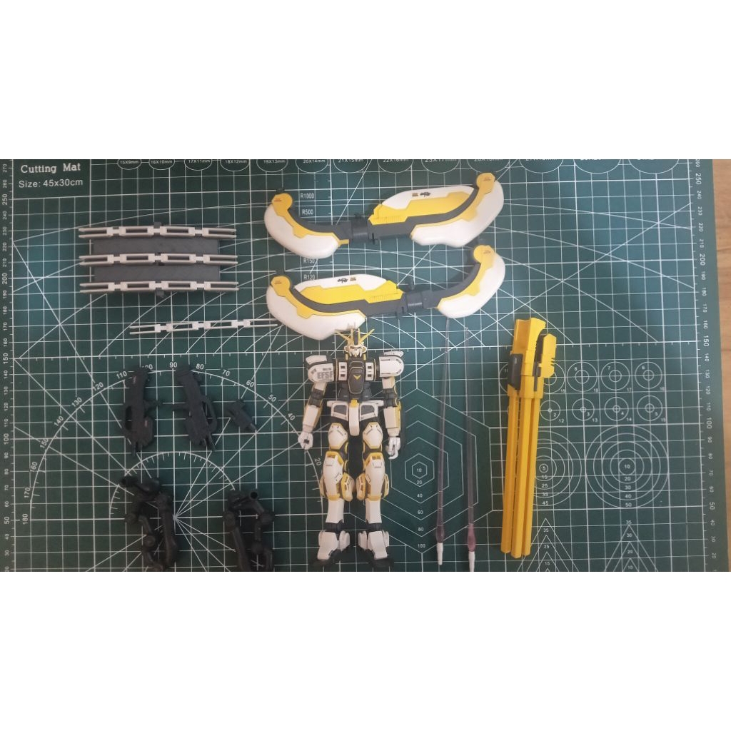 HG 1/144 RX-78AL Atlas Thunderbolt Gundam Bandai Bekas