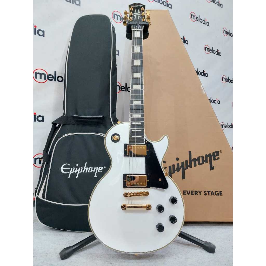 Epiphone Les Paul Custom in Alpine White w/ Gigbag, 6-strings Electric Guitar (EFGLPCAWGHI)