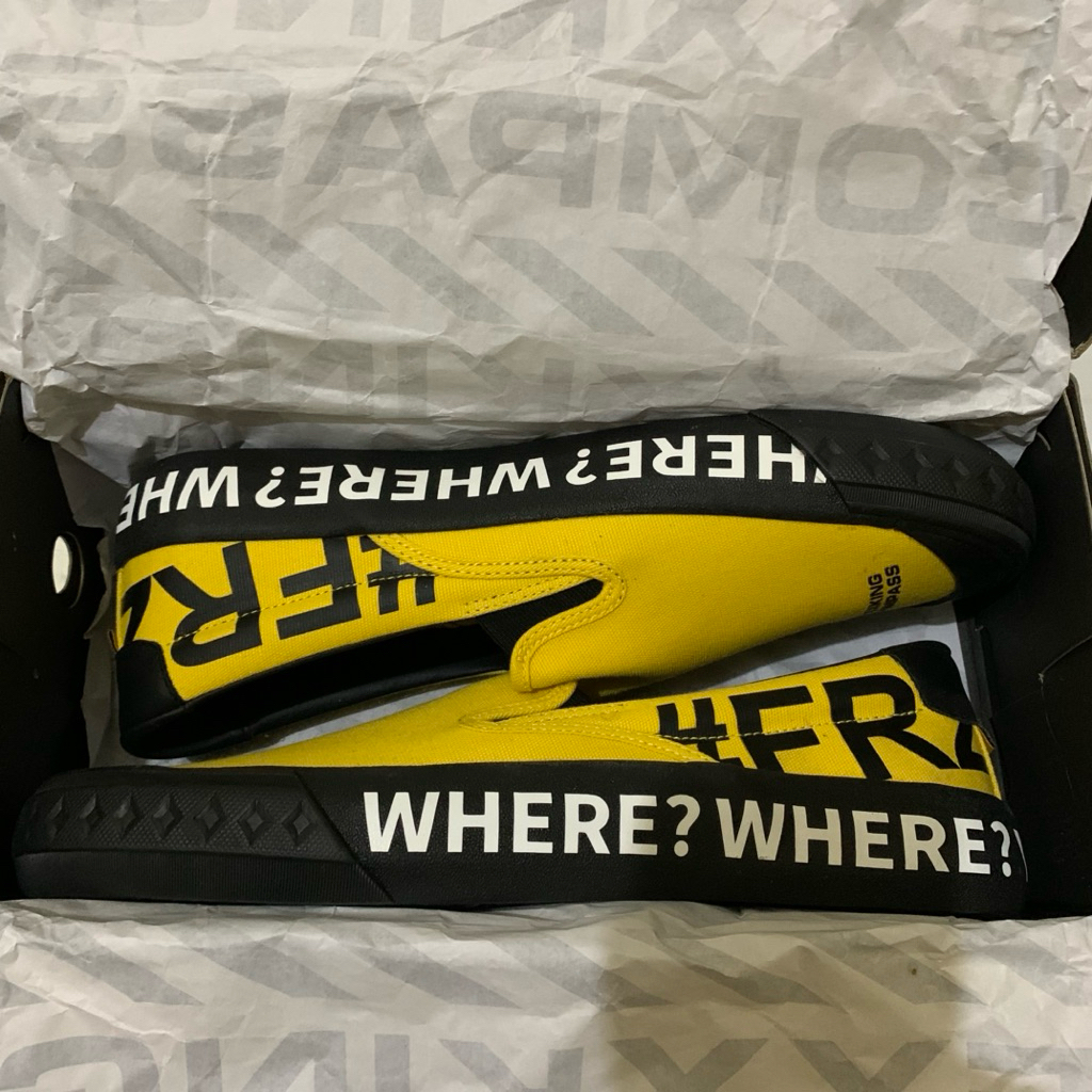 Sepatu Compass x FR2 Doko? Retrograde Slip On Japan Edition - Size 29/44