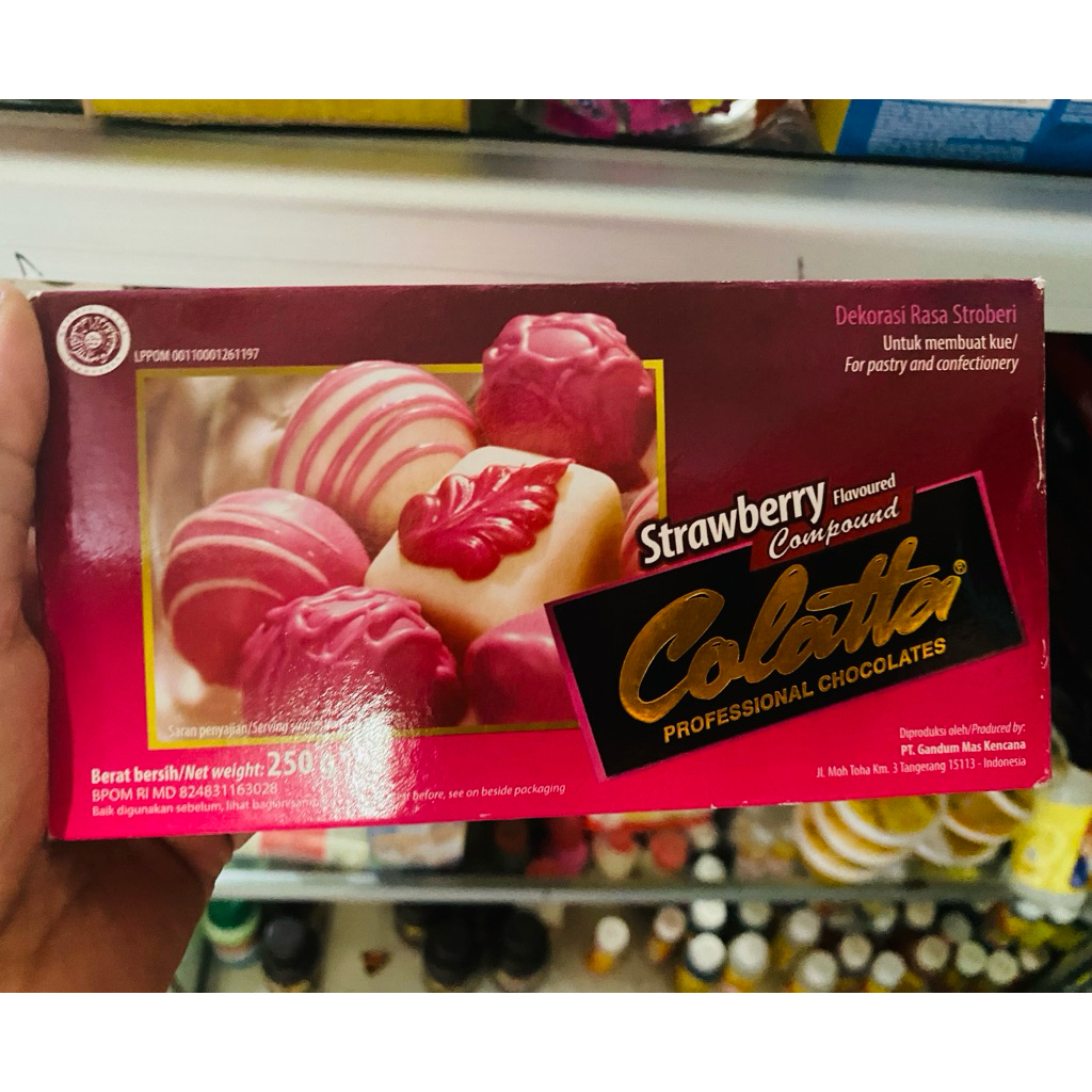Collata Coklat Batang Strawbery 250gr