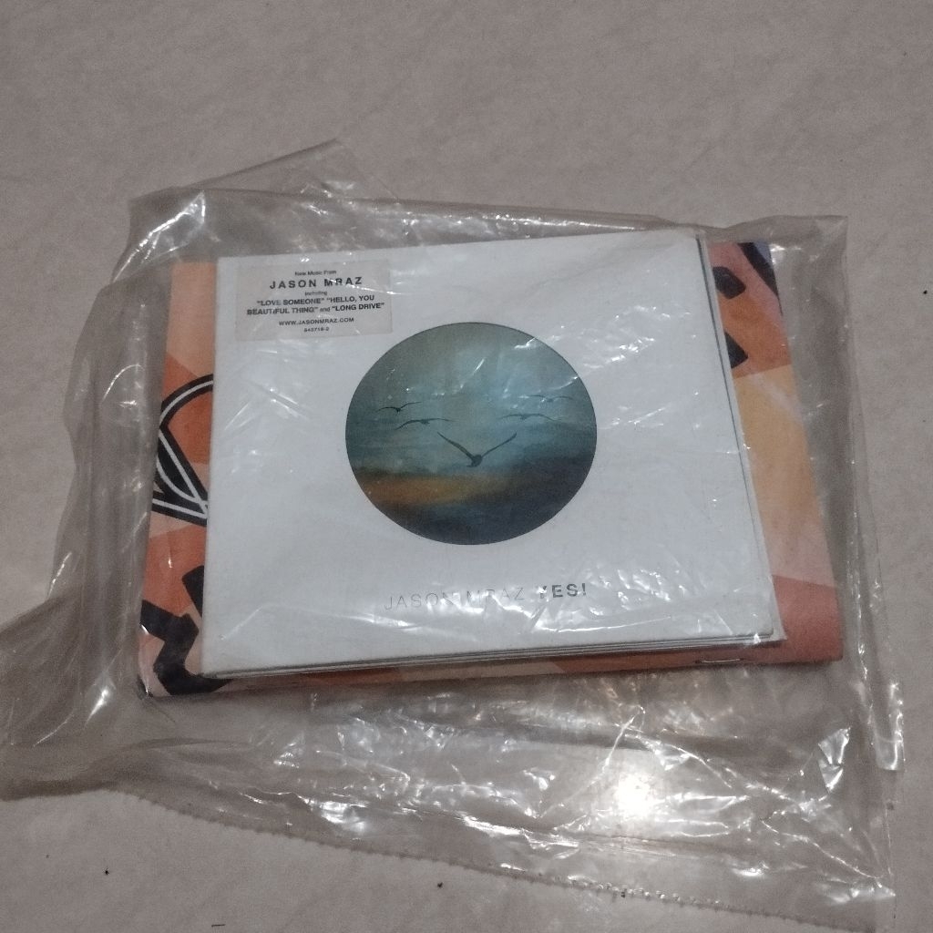 CD JASON MRAZ YES (BUNDLING KAOS)