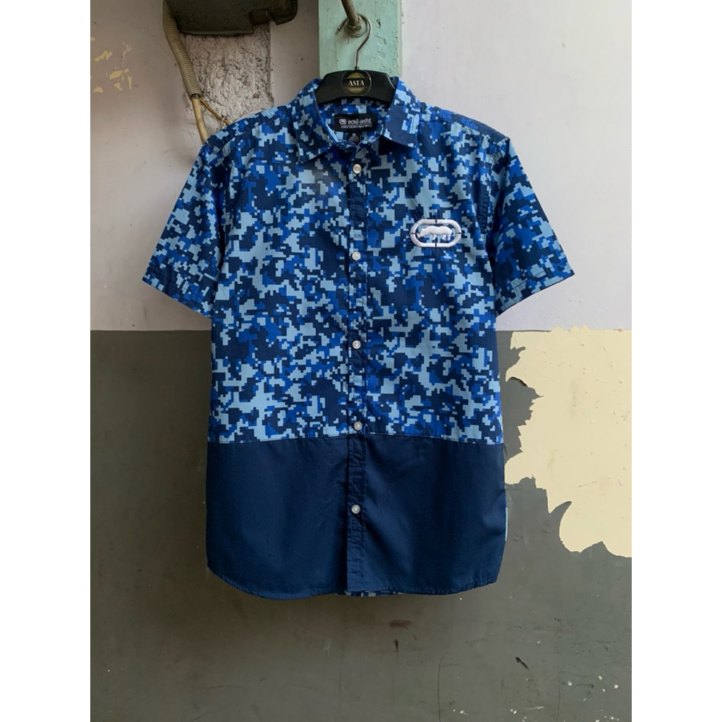 kemeja pria Ecko Unltd lengan pendek size S