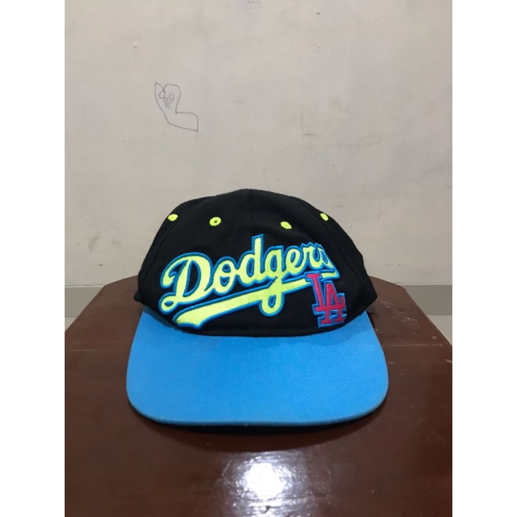 TOPI / SNAPBACK ANAK DODGERS