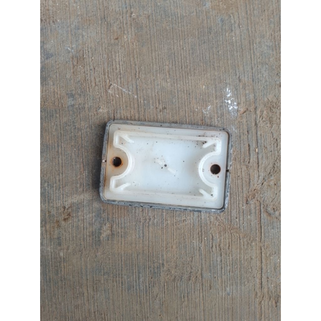 tutup minyak rem depan Suzuki Satria Fu original copotan motor