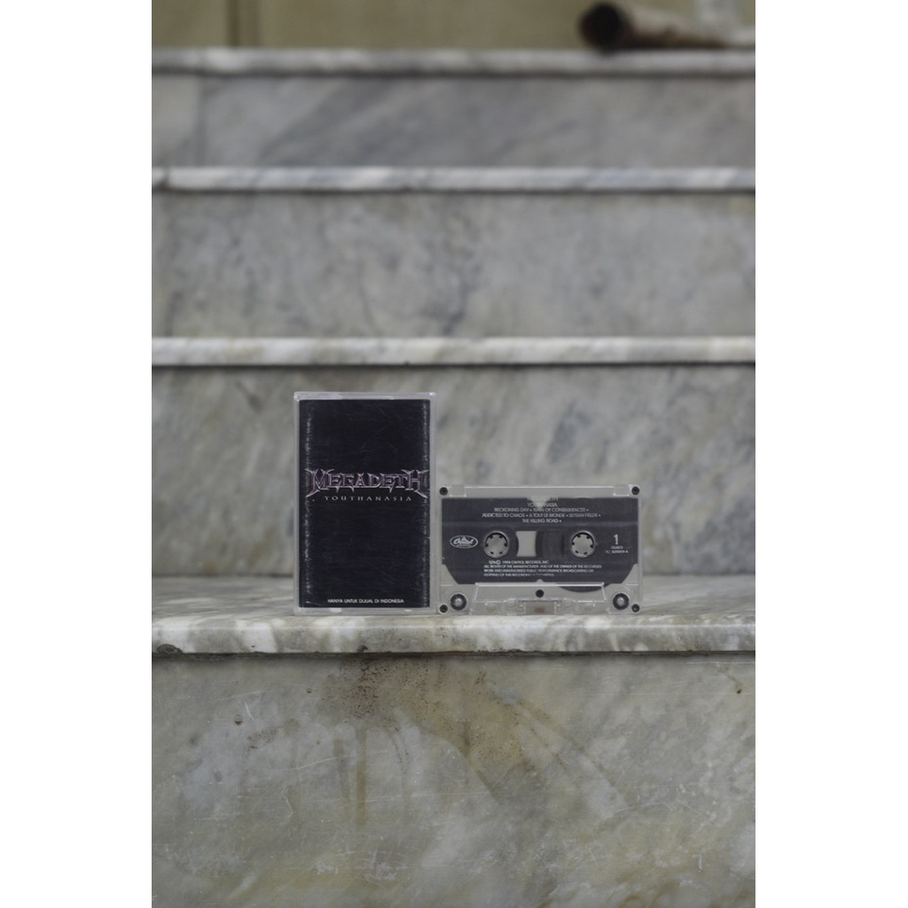 Kaset pita Megadeth Youthanasia