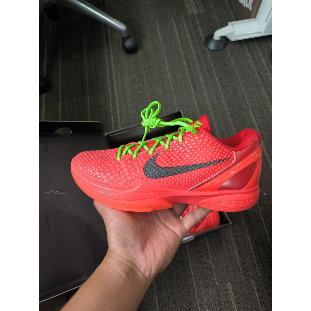 Kobe 6 Reverse Grinch sz 43