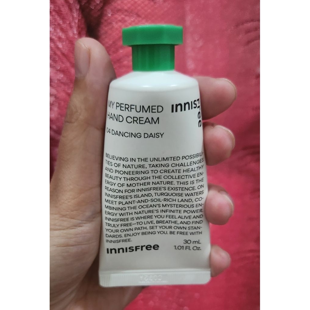 Innisfree my perfumed hand cream