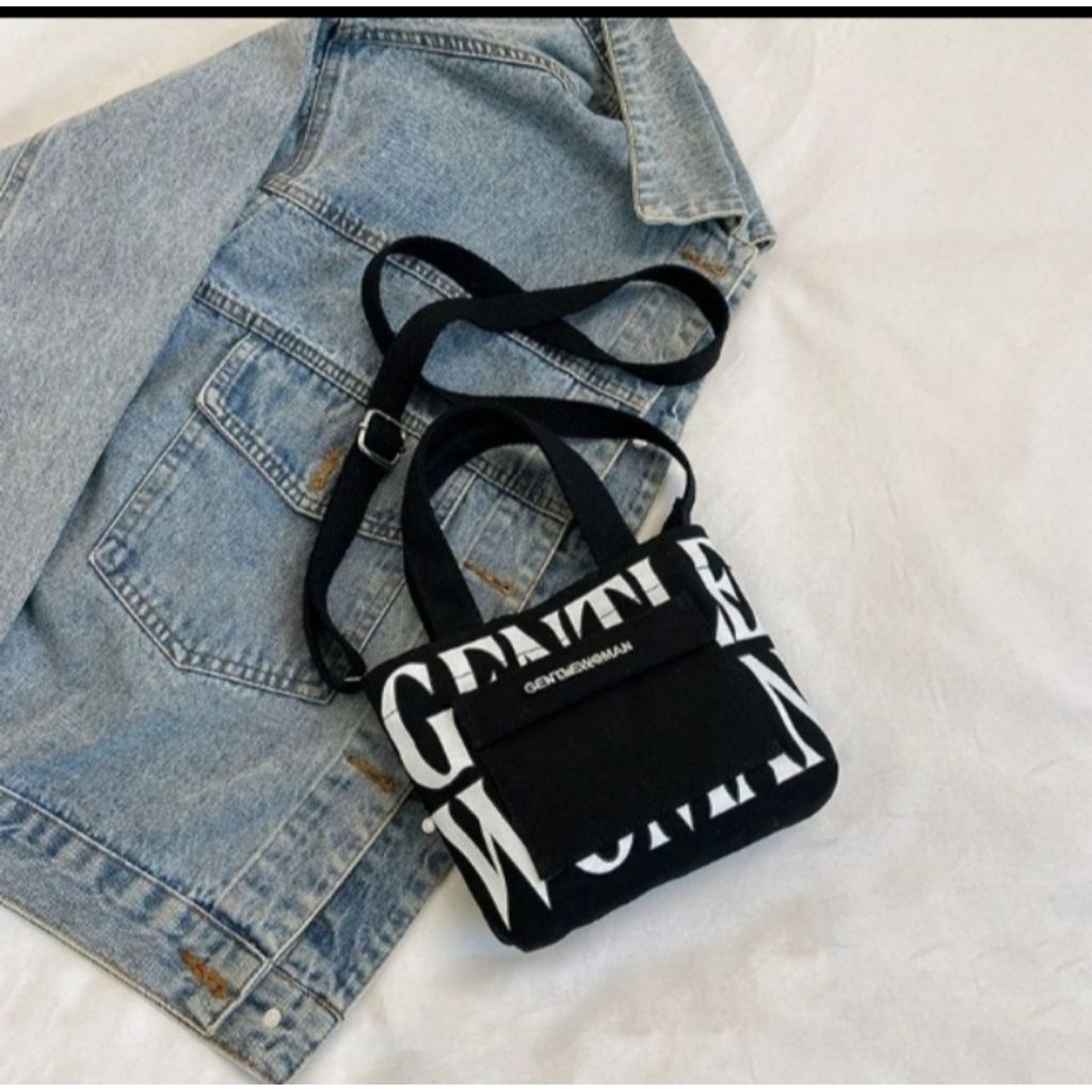 Tas slempang wanita hitam