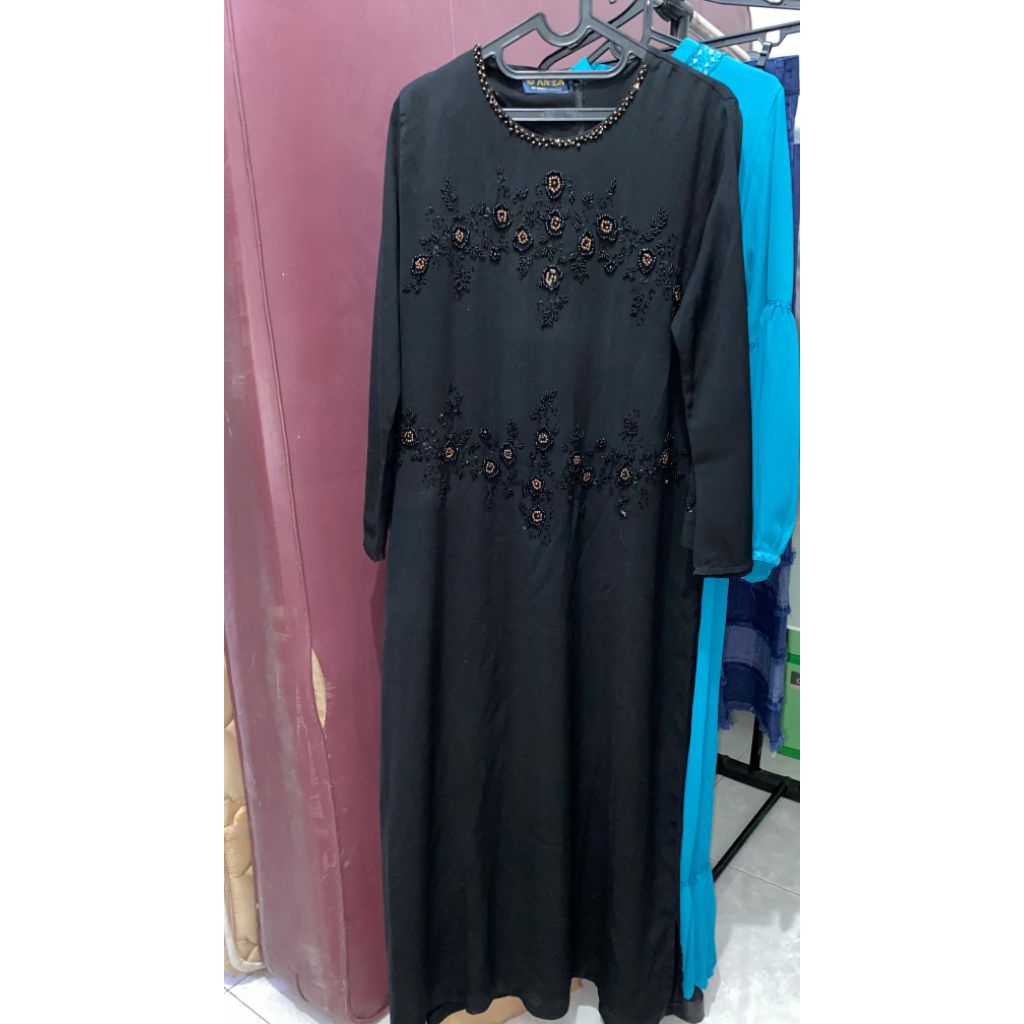 gamis hitam preloved