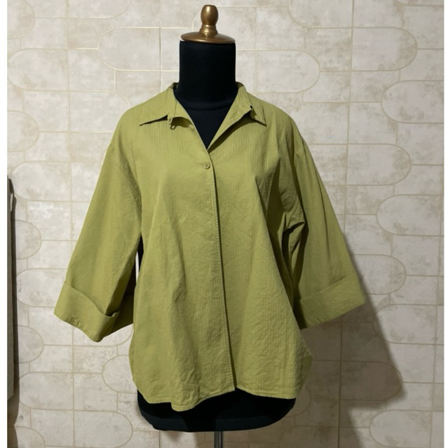 Uniqlo hana tajima sz XL preloved