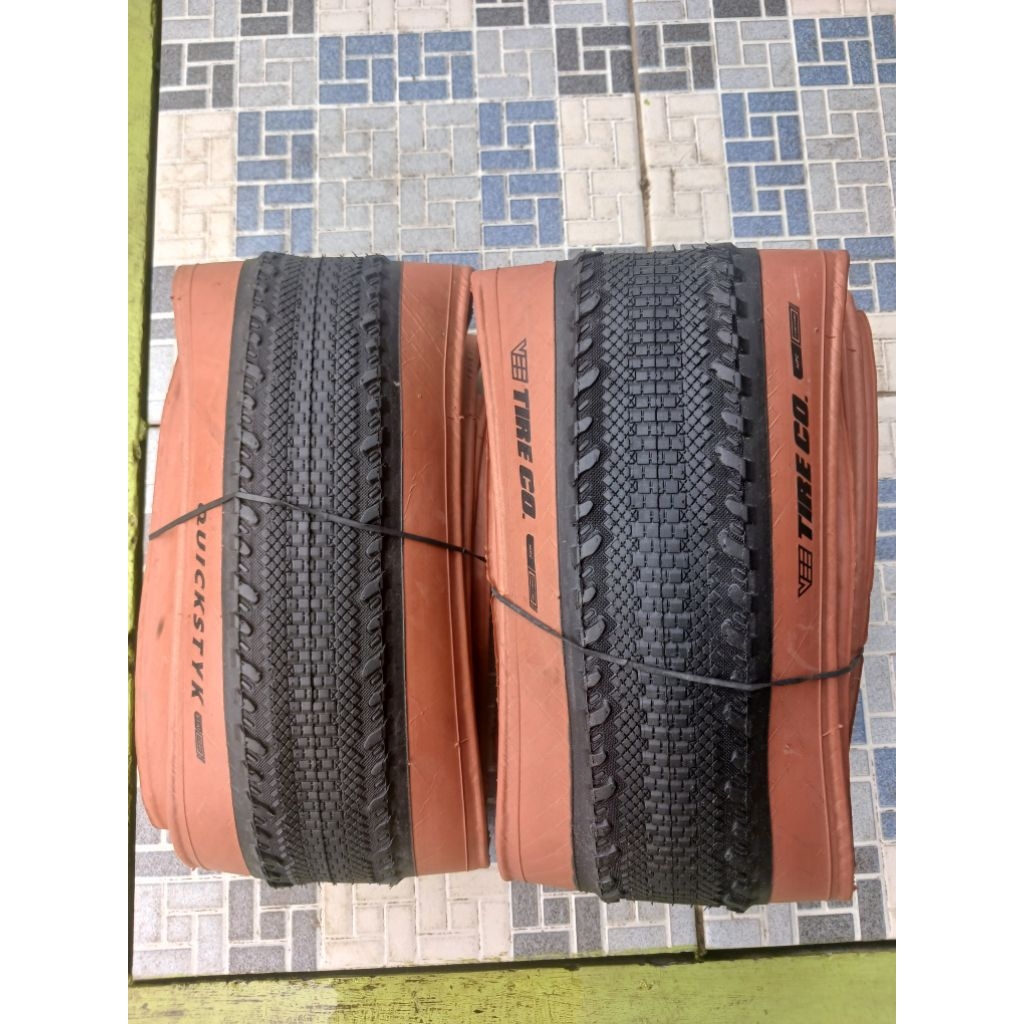 ban sepeda gravel vee tire quicstick 700x45 c