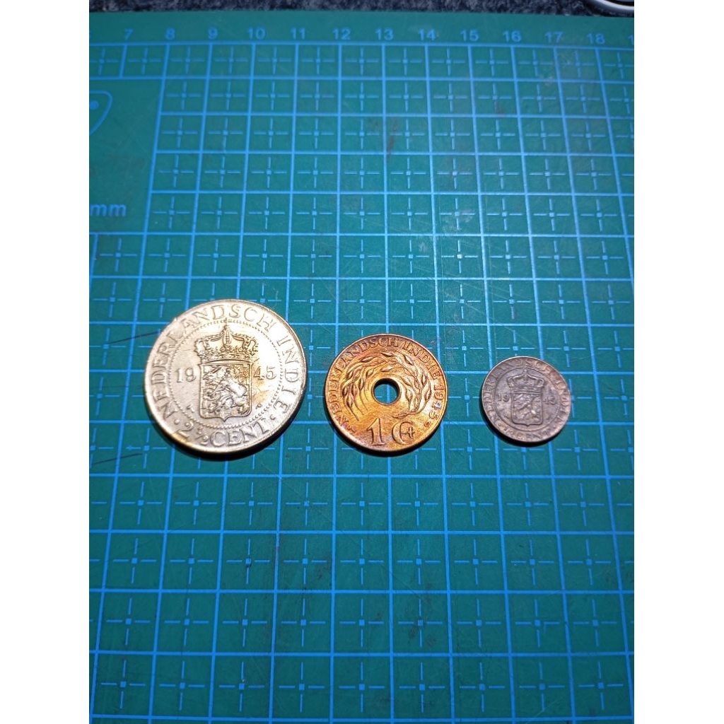 Paket MURAH HEMAT 3 keping Uang koin kuno Asli indonesia tahun 1945,Campur sesuai Foto jaman Belanda