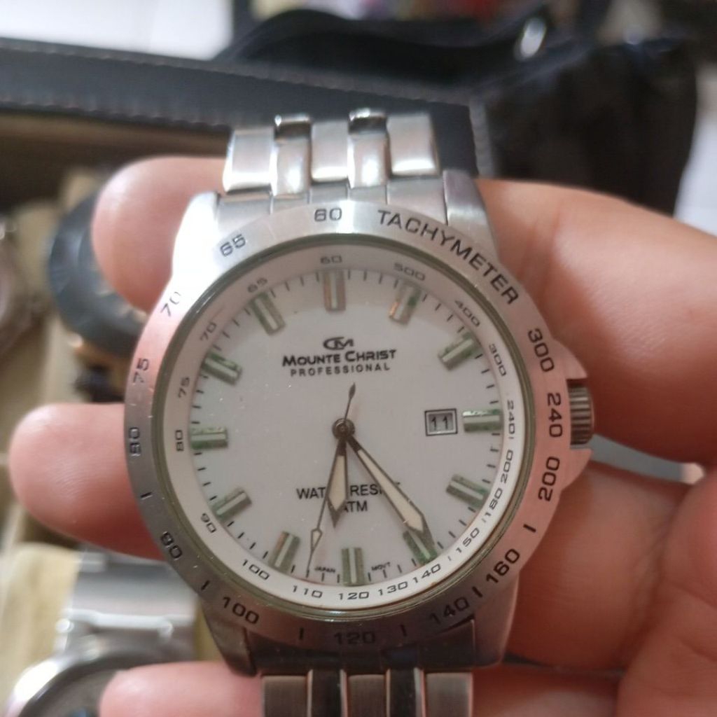 jam tangan Mounte Christ